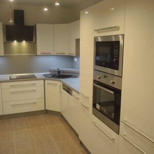 Virtuviniai baldai ID VIRT 20 balta laminuota