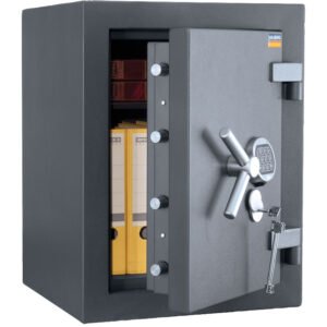 Atsparus įsilaužimams seifas VALBERG ALMAZ 67 EL (V klasė) patentuota daugiasluoksnė seifo užrakinamos kamarėlės įrengimas